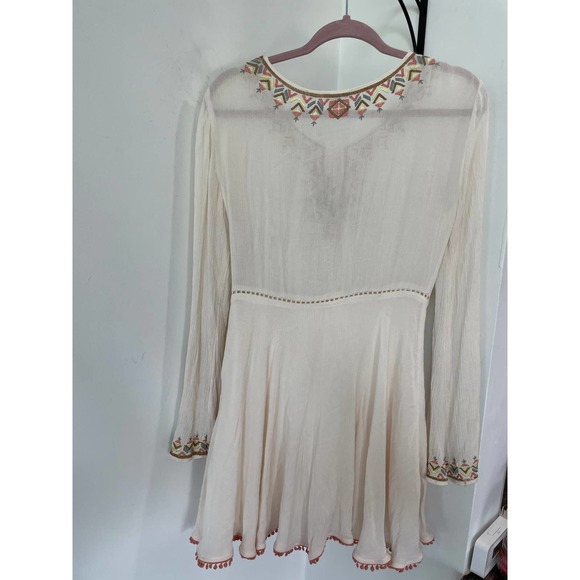 Boho Flutter Sleeve Dress - Picture 9 of 11